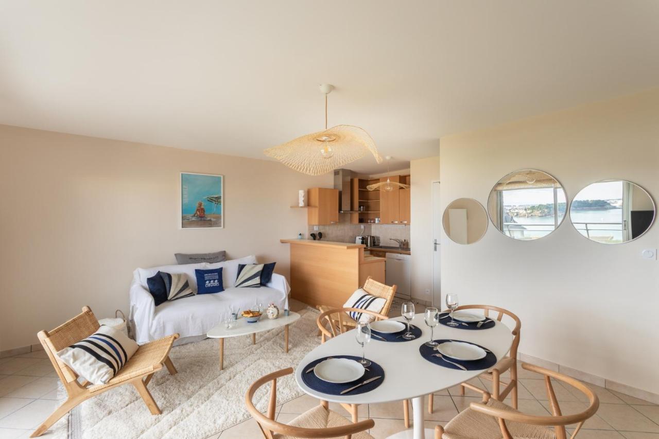 Heol - Appartement 2 Chambres - Vue Mer Et Parking 迪纳尔 外观 照片